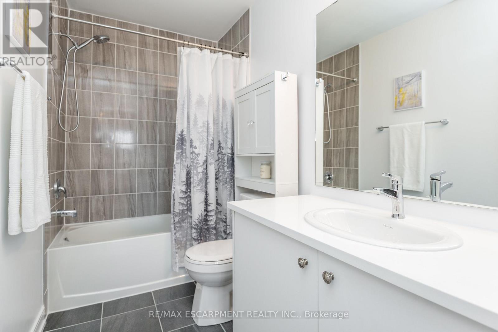 33 Red Maple Lane, Barrie, Ontario  L9J 0N4 - Photo 39 - S12855020