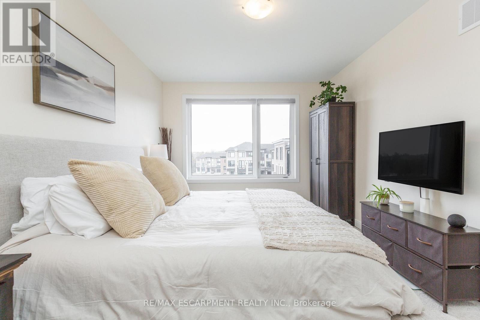 33 Red Maple Lane, Barrie, Ontario  L9J 0N4 - Photo 35 - S12855020