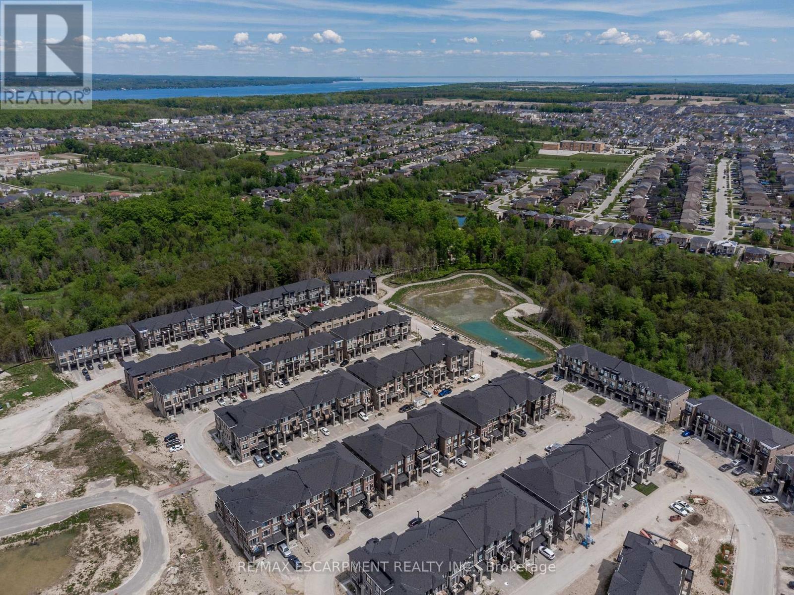 33 Red Maple Lane, Barrie, Ontario  L9J 0N4 - Photo 43 - S12855020