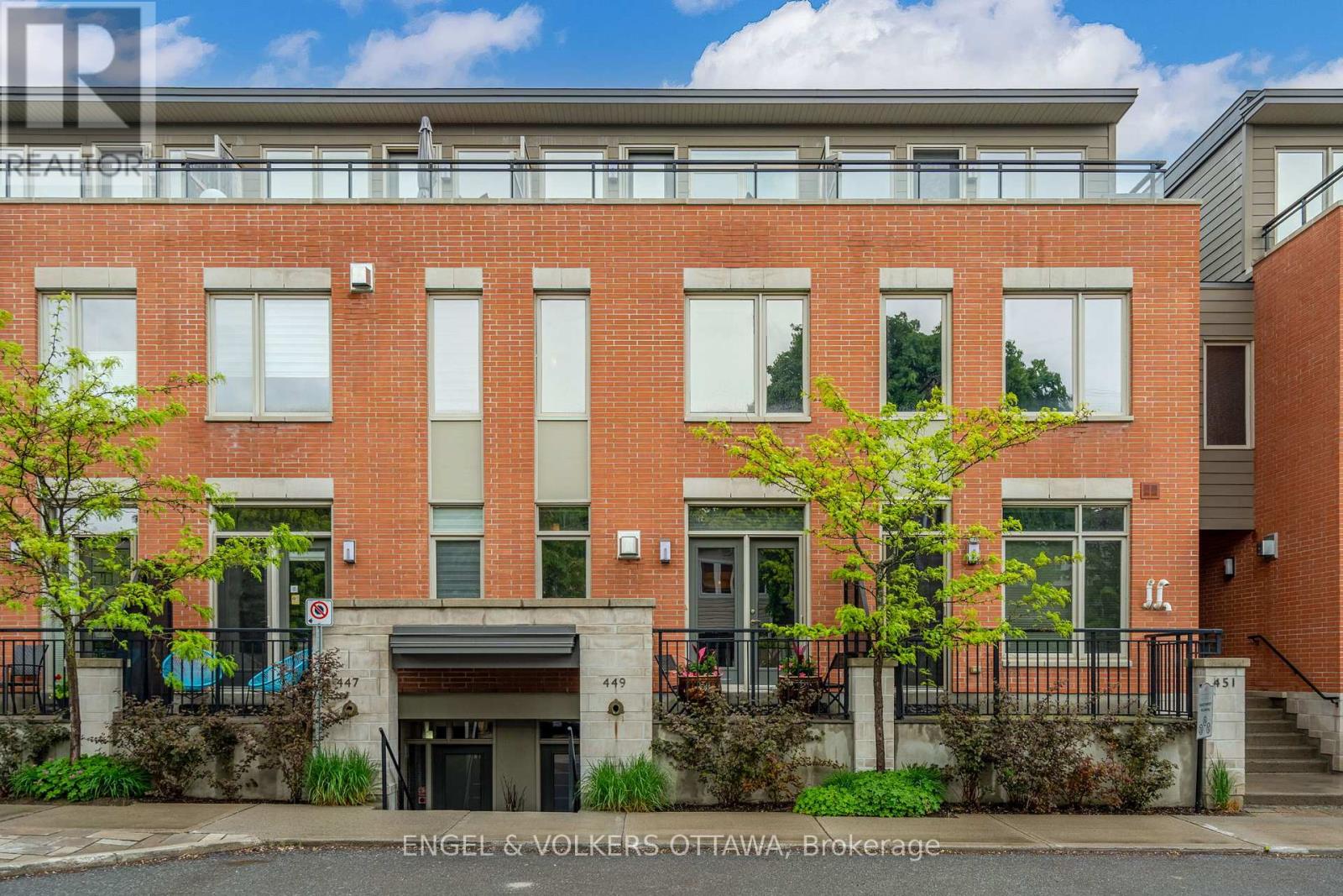 449 Edison Avenue, Ottawa, Ontario  K2A 1S5 - Photo 2 - X12915886