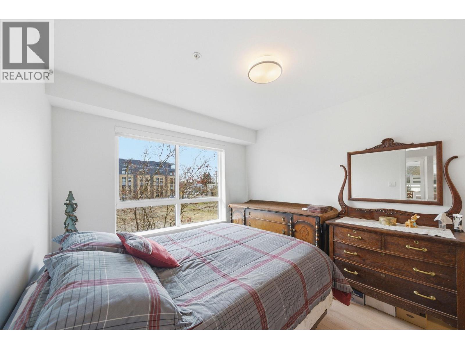 204 1519 Crown Street, North Vancouver, British Columbia  V7J 1G6 - Photo 10 - R3103157