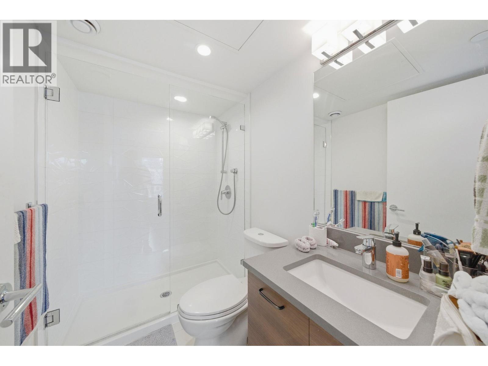 204 1519 Crown Street, North Vancouver, British Columbia  V7J 1G6 - Photo 14 - R3103157