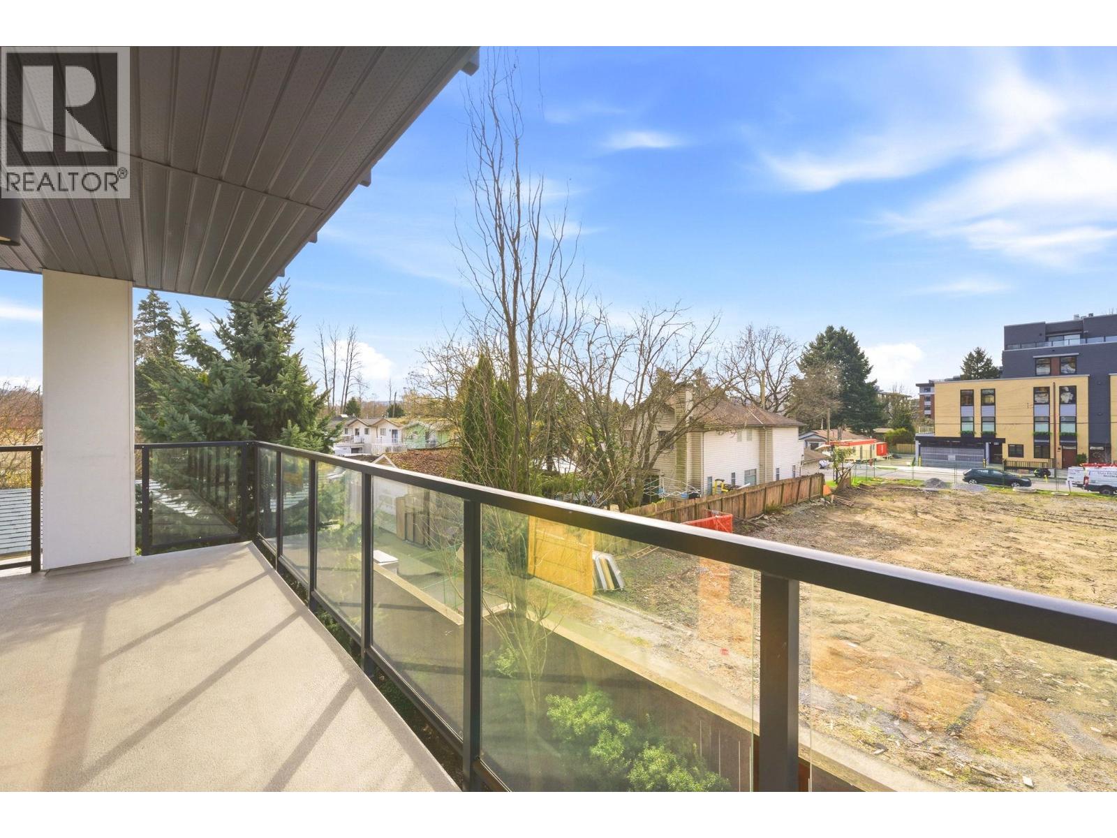 204 1519 Crown Street, North Vancouver, British Columbia  V7J 1G6 - Photo 24 - R3103157