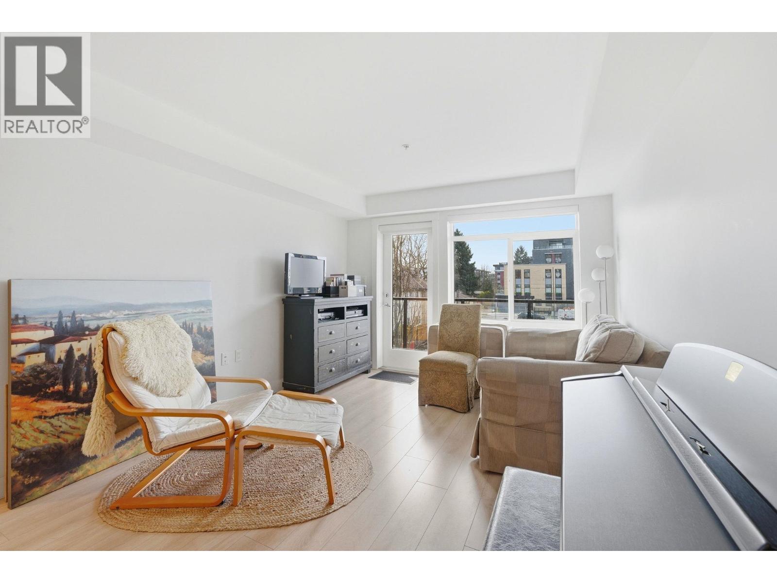 204 1519 Crown Street, North Vancouver, British Columbia  V7J 1G6 - Photo 6 - R3103157