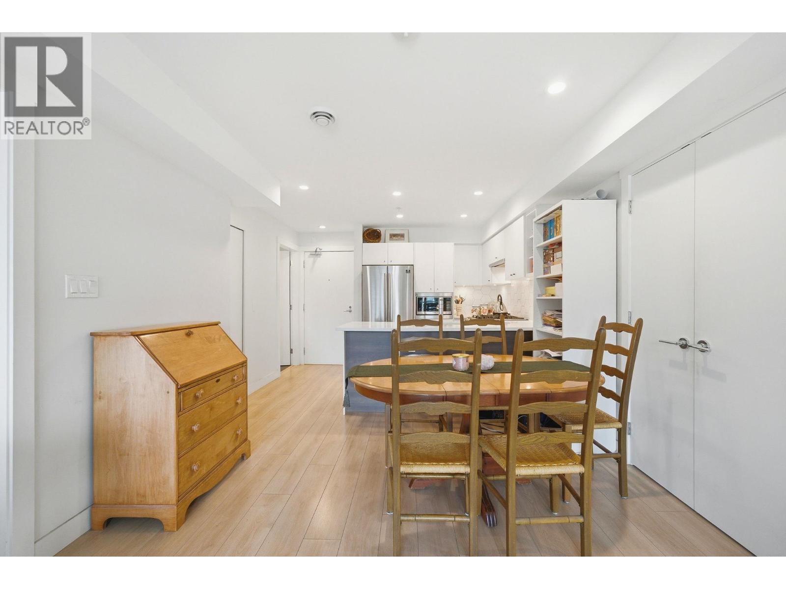 204 1519 Crown Street, North Vancouver, British Columbia  V7J 1G6 - Photo 8 - R3103157