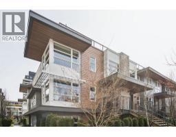 222 2060 CURLING ROAD, North Vancouver, British Columbia