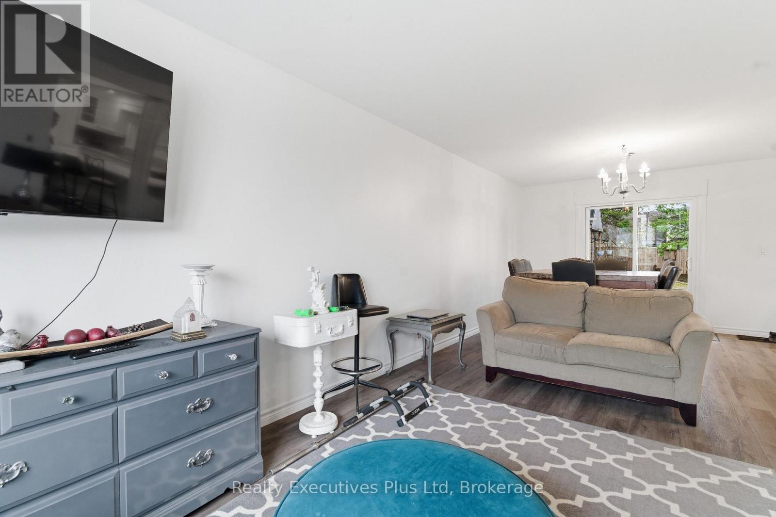 90 Western Avenue, Guelph, Ontario N1H 6A8 - Photo 4 - X12916828