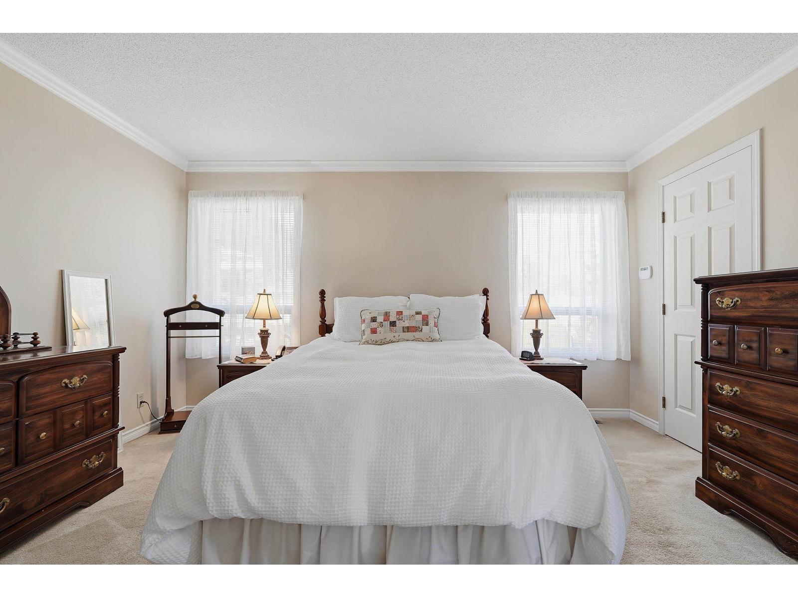 9274 155 Street, Surrey, British Columbia  V3R 9B3 - Photo 13 - R3102697