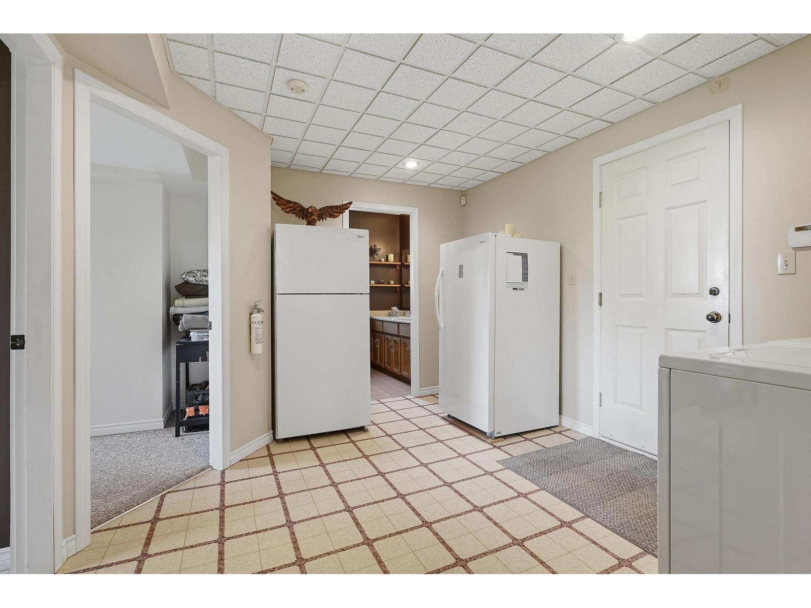 9274 155 Street, Surrey, British Columbia  V3R 9B3 - Photo 24 - R3102697