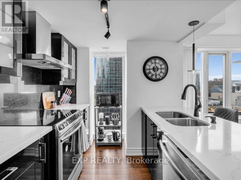 1816 - 210 Victoria Street, Toronto, Ontario  M5B 2R3 - Photo 11 - C12916790