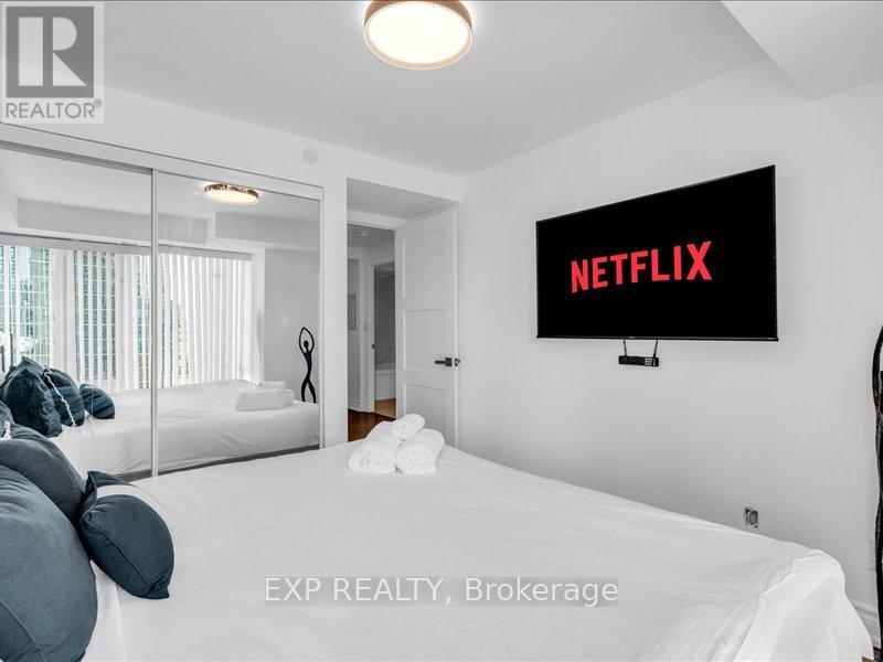 1816 - 210 Victoria Street, Toronto, Ontario  M5B 2R3 - Photo 15 - C12916790