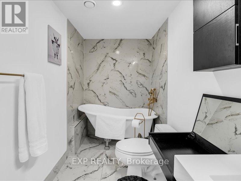 1816 - 210 Victoria Street, Toronto, Ontario  M5B 2R3 - Photo 22 - C12916790