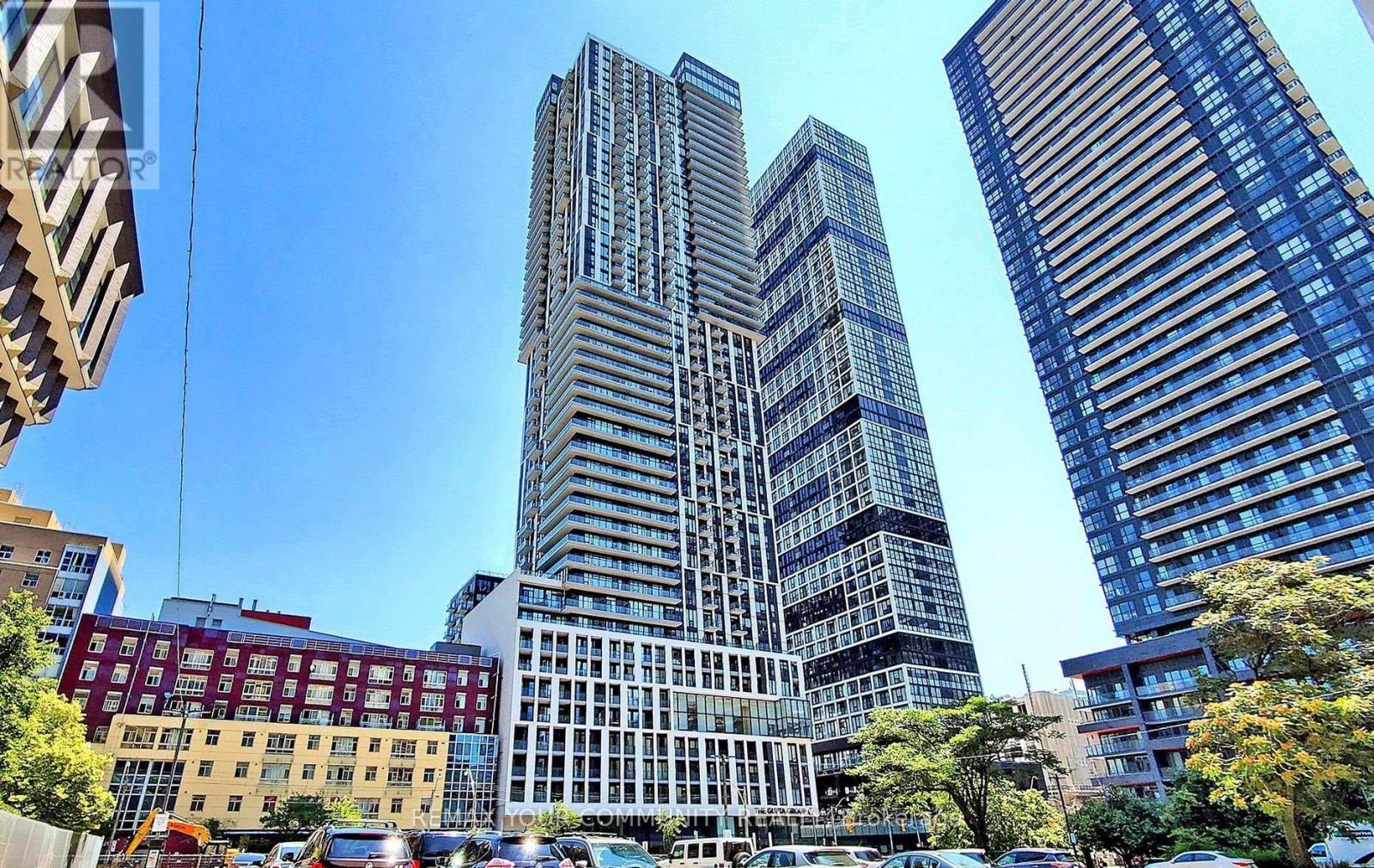 1808 - 251 Jarvis Street, Toronto, Ontario  M5B 0C3 - Photo 2 - C12916818