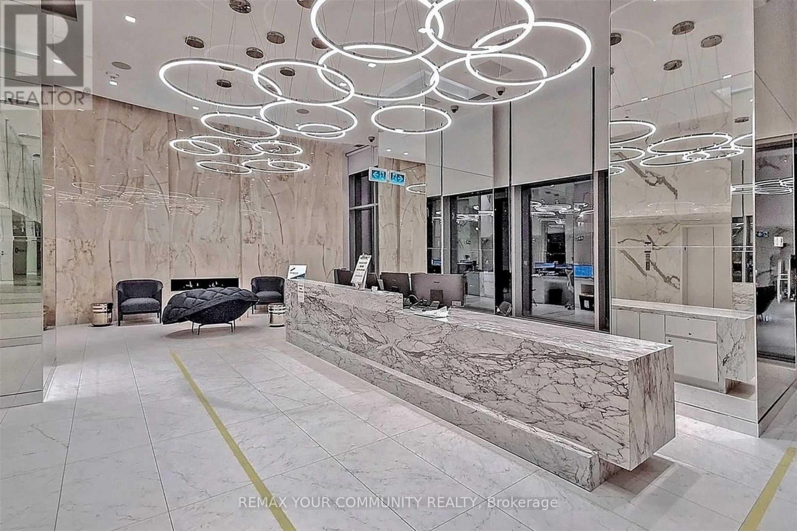 1808 - 251 Jarvis Street, Toronto, Ontario  M5B 0C3 - Photo 3 - C12916818