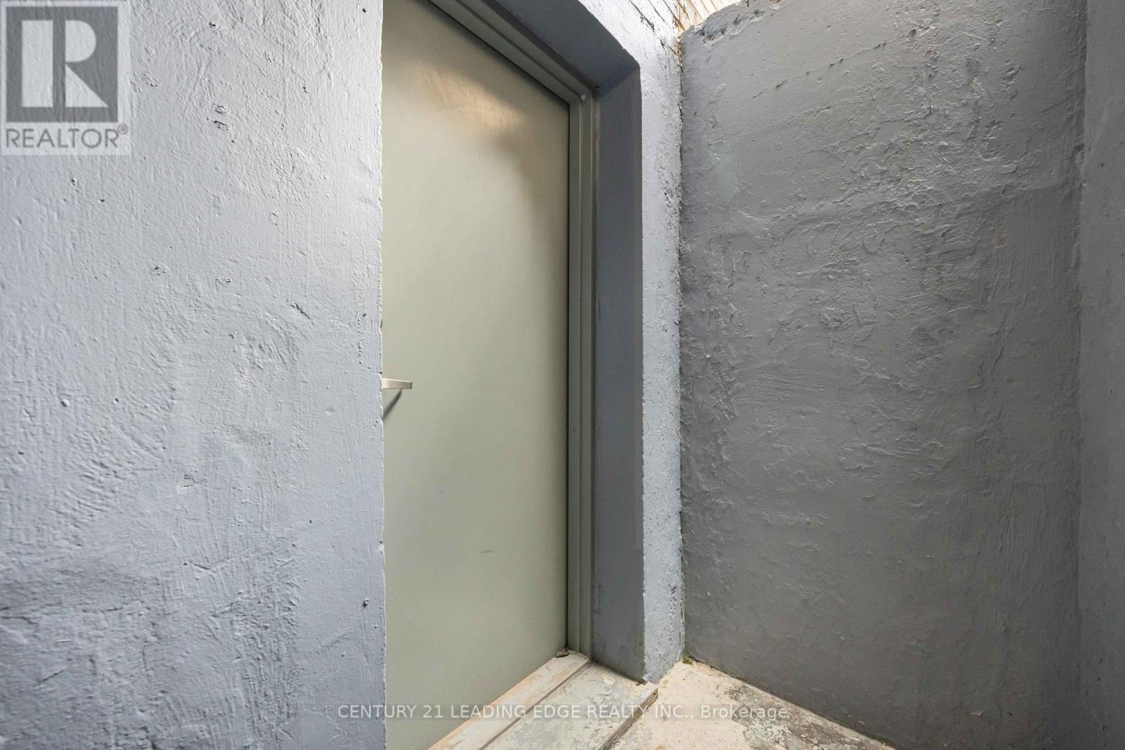 Ll B#1 - 103 Avenue Road, Toronto, Ontario  M5R 2G9 - Photo 14 - C12916820