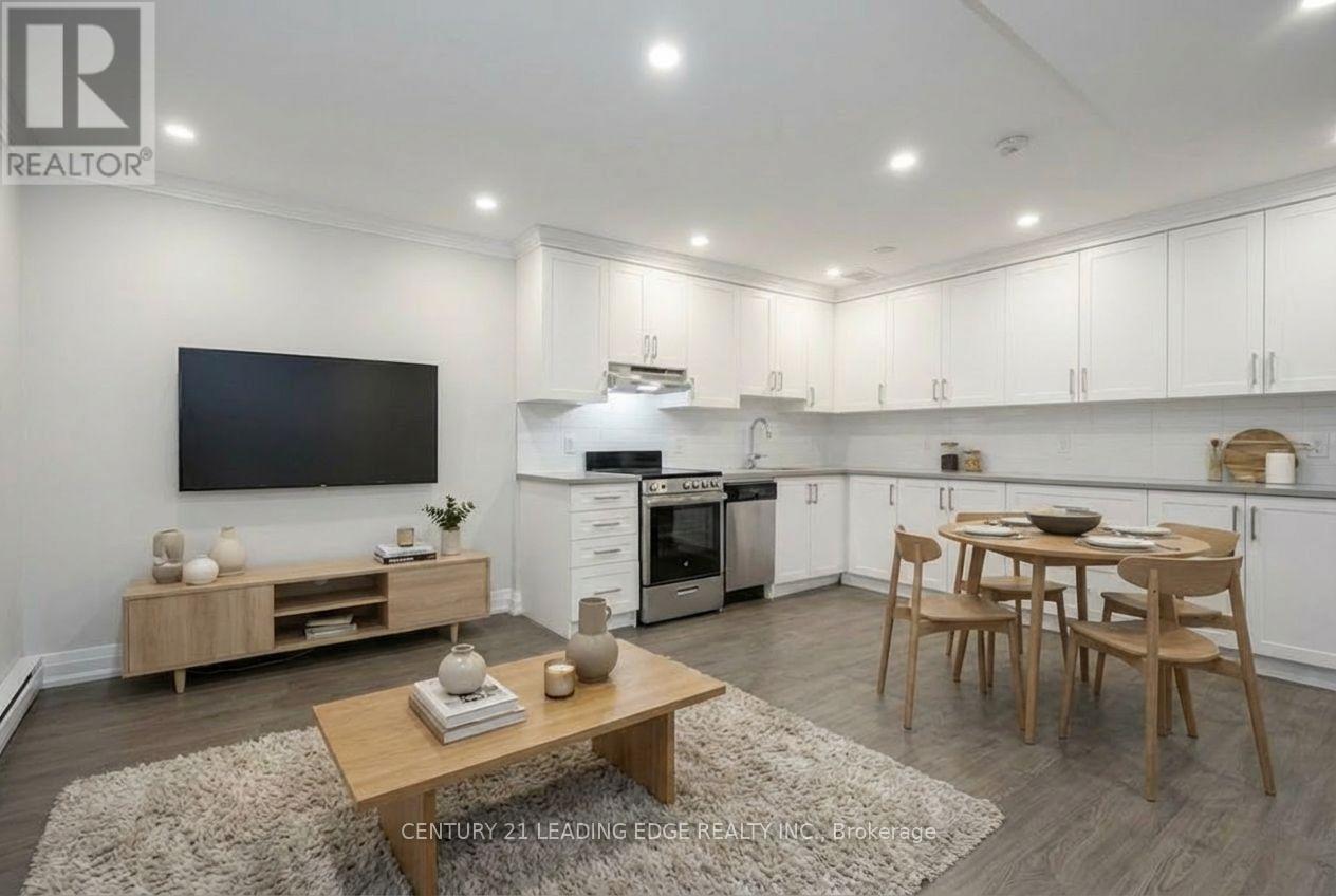 Ll B#1 - 103 Avenue Road, Toronto, Ontario  M5R 2G9 - Photo 3 - C12916820