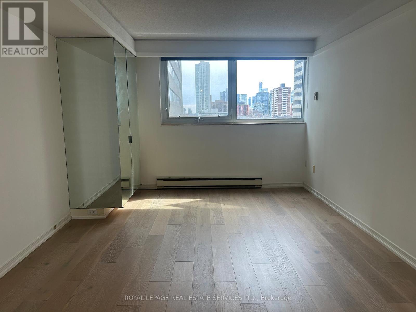 901 - 360 Bloor Street E, Toronto, Ontario  M4W 3M3 - Photo 19 - C12916842