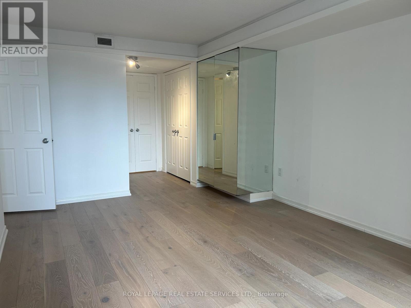 901 - 360 Bloor Street E, Toronto, Ontario  M4W 3M3 - Photo 20 - C12916842