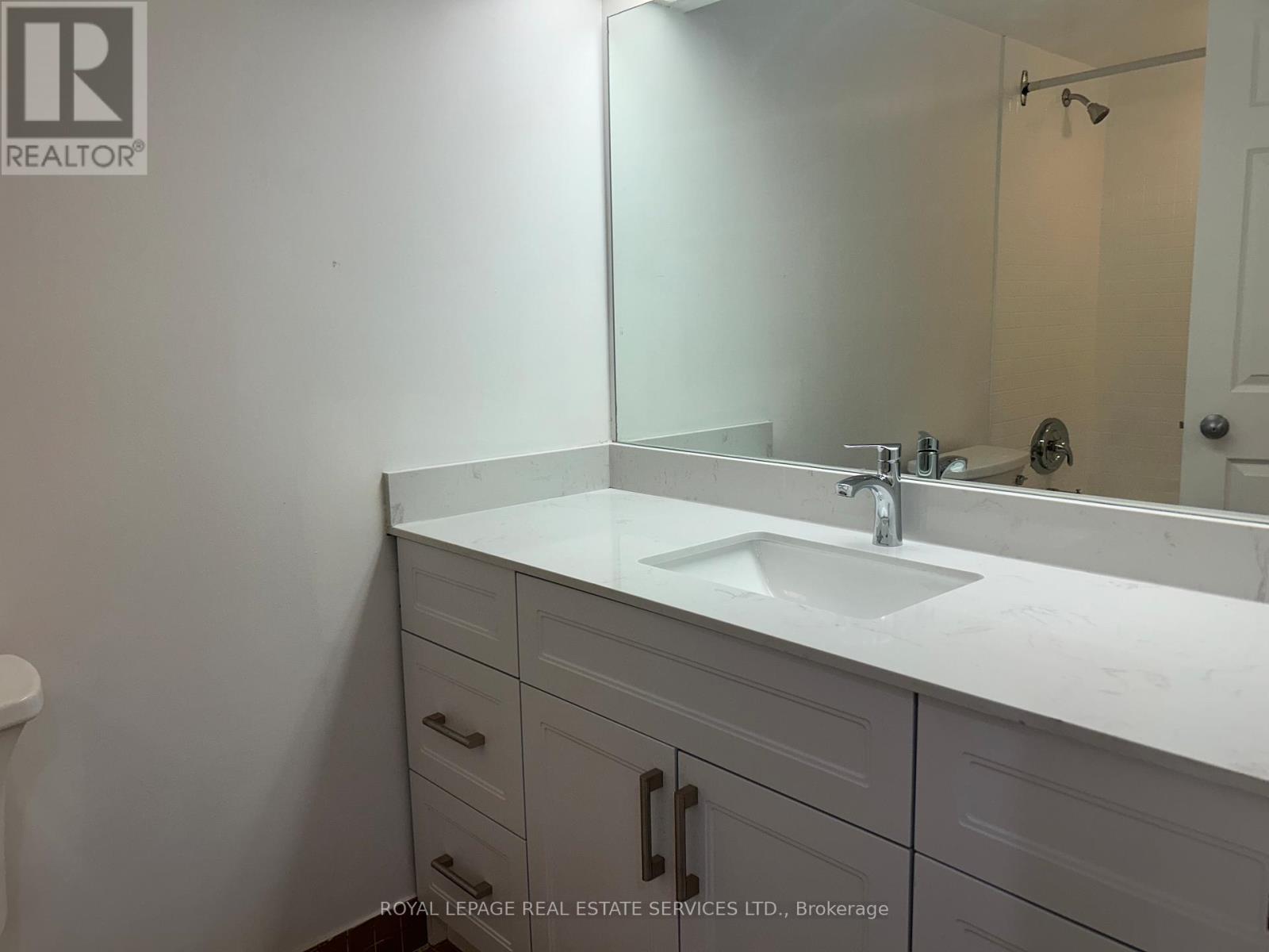 901 - 360 Bloor Street E, Toronto, Ontario  M4W 3M3 - Photo 27 - C12916842