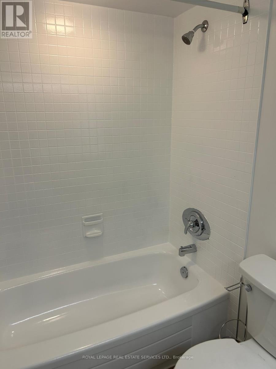 901 - 360 Bloor Street E, Toronto, Ontario  M4W 3M3 - Photo 28 - C12916842