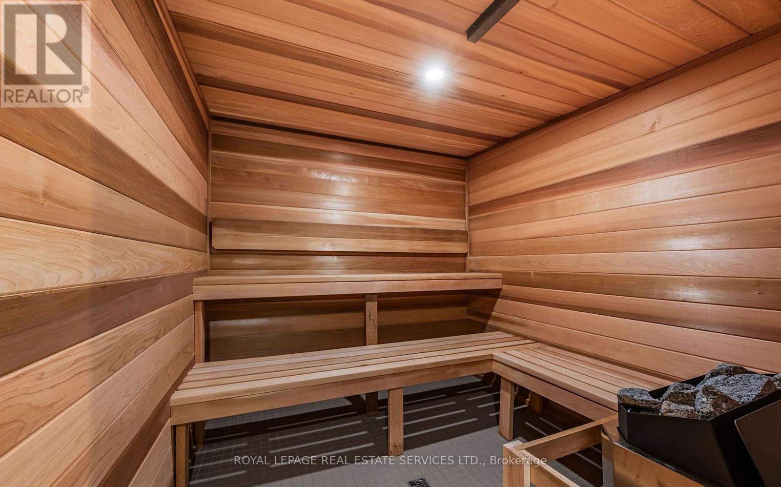 901 - 360 Bloor Street E, Toronto, Ontario  M4W 3M3 - Photo 34 - C12916842