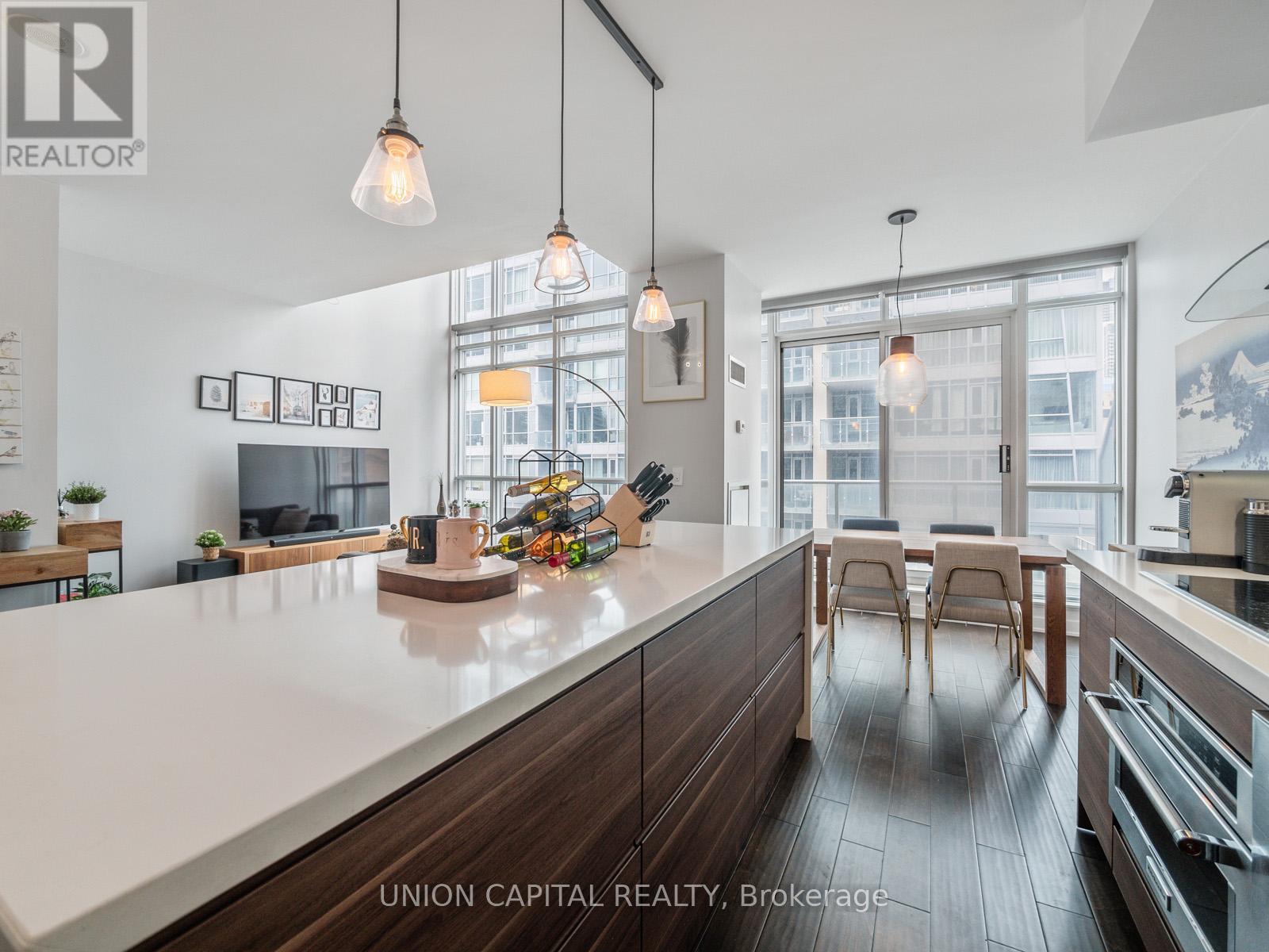 Lph9 - 21 Nelson Street, Toronto, Ontario  M5V 3H9 - Photo 10 - C12916848