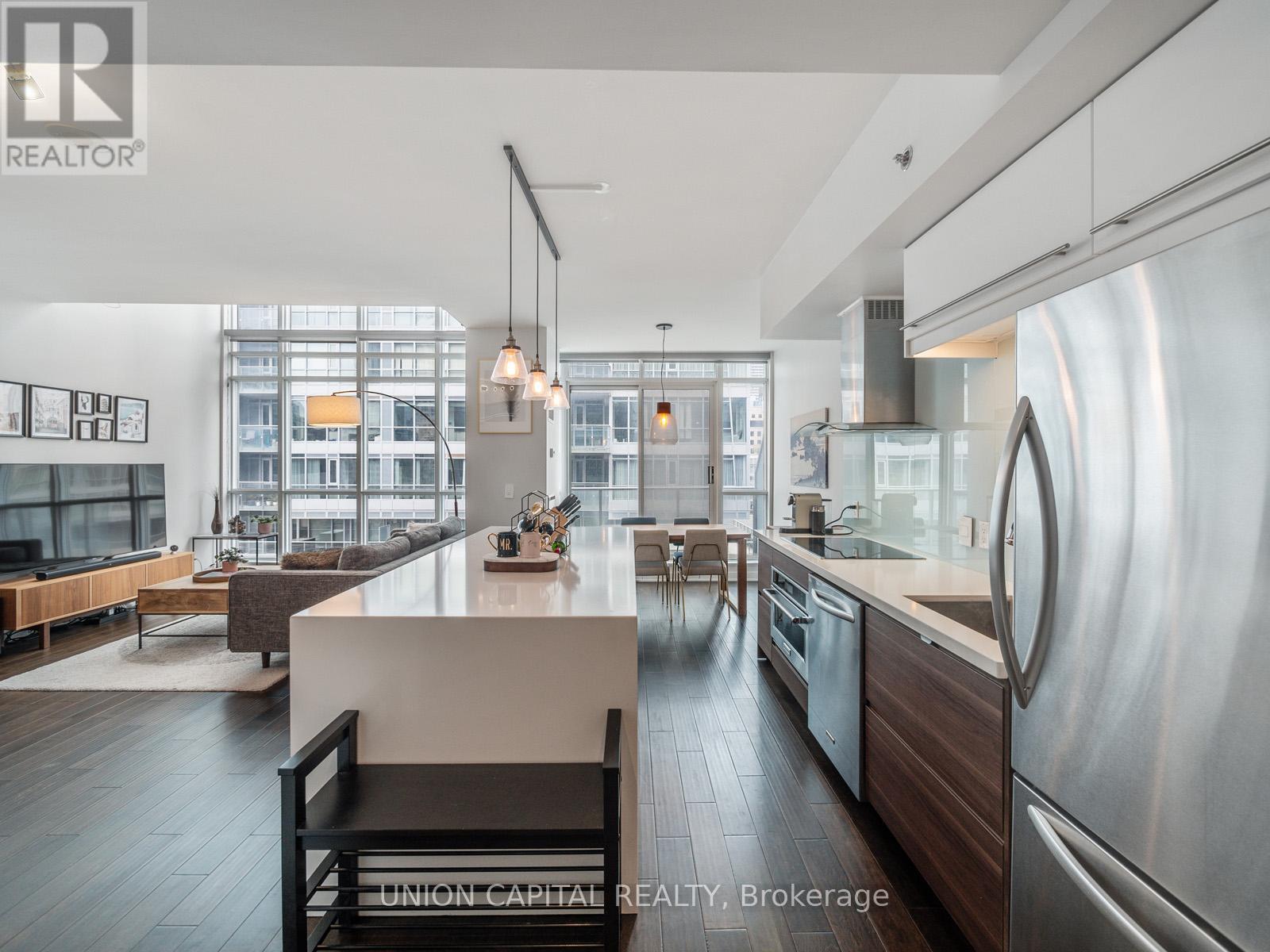 Lph9 - 21 Nelson Street, Toronto, Ontario  M5V 3H9 - Photo 3 - C12916848