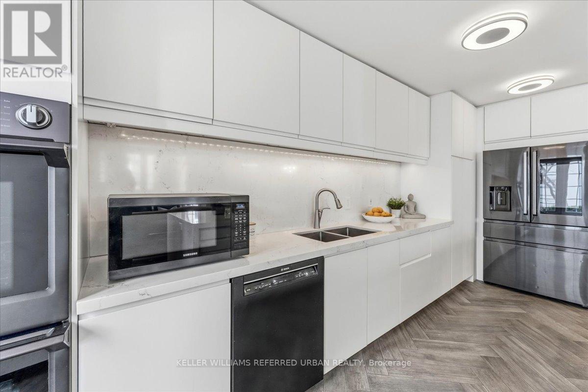 101 - 16 Humberstone Drive, Toronto, Ontario  M2N 7C1 - Photo 7 - C12914586