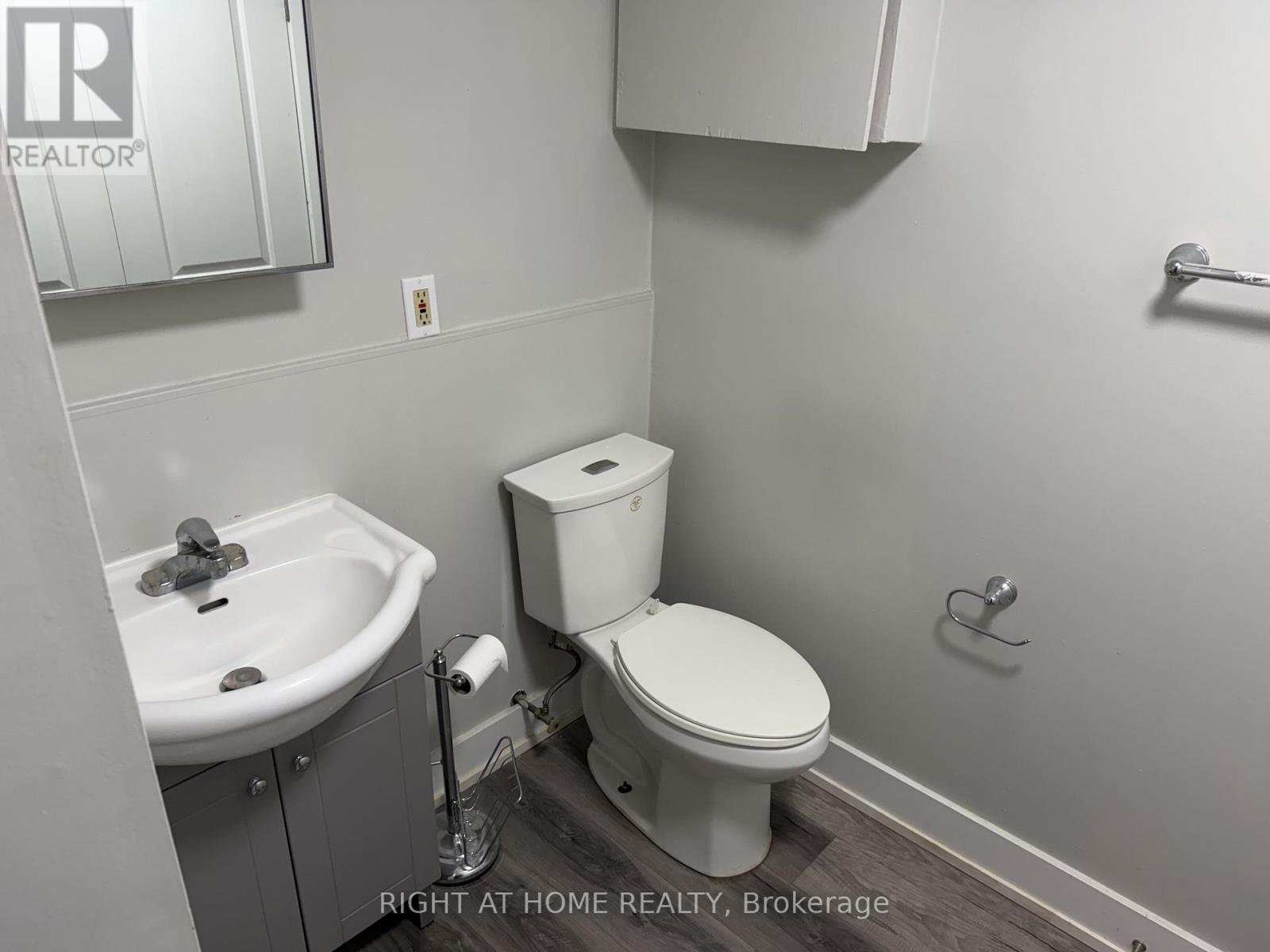 Bsmt - 7 Carruthers Crescent, Barrie, Ontario  L4M 6A7 - Photo 4 - S12916792