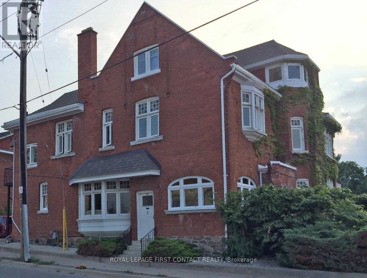 1 - 9 Poyntz Street, Barrie, Ontario  L4M 3N6 - Photo 2 - S12916830