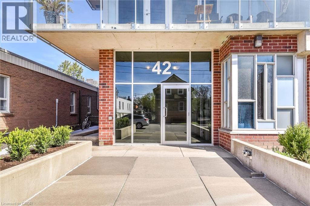 42 Bridgeport Road E Unit# 302, Waterloo, Ontario  N2J 0B3 - Photo 3 - 40814366