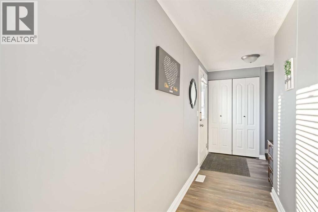 129 Cedar Street, Fort Mcmurray, Alberta  T9K 0J8 - Photo 4 - A2277300