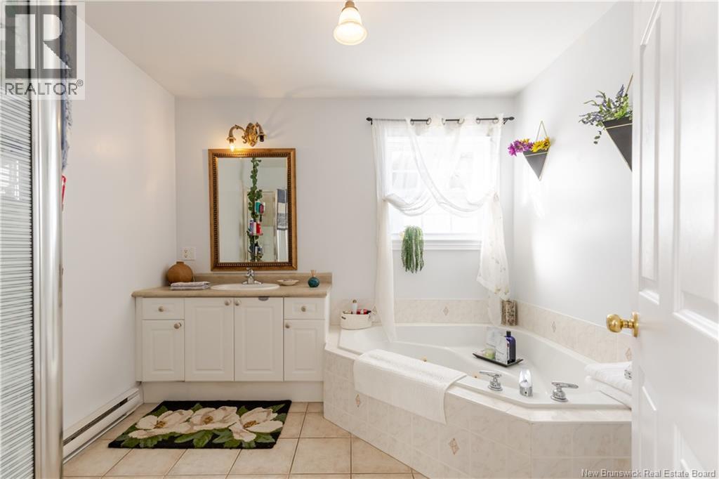 29 Poets Lane, Fredericton, New Brunswick  E3B 9P8 - Photo 33 - NB135142