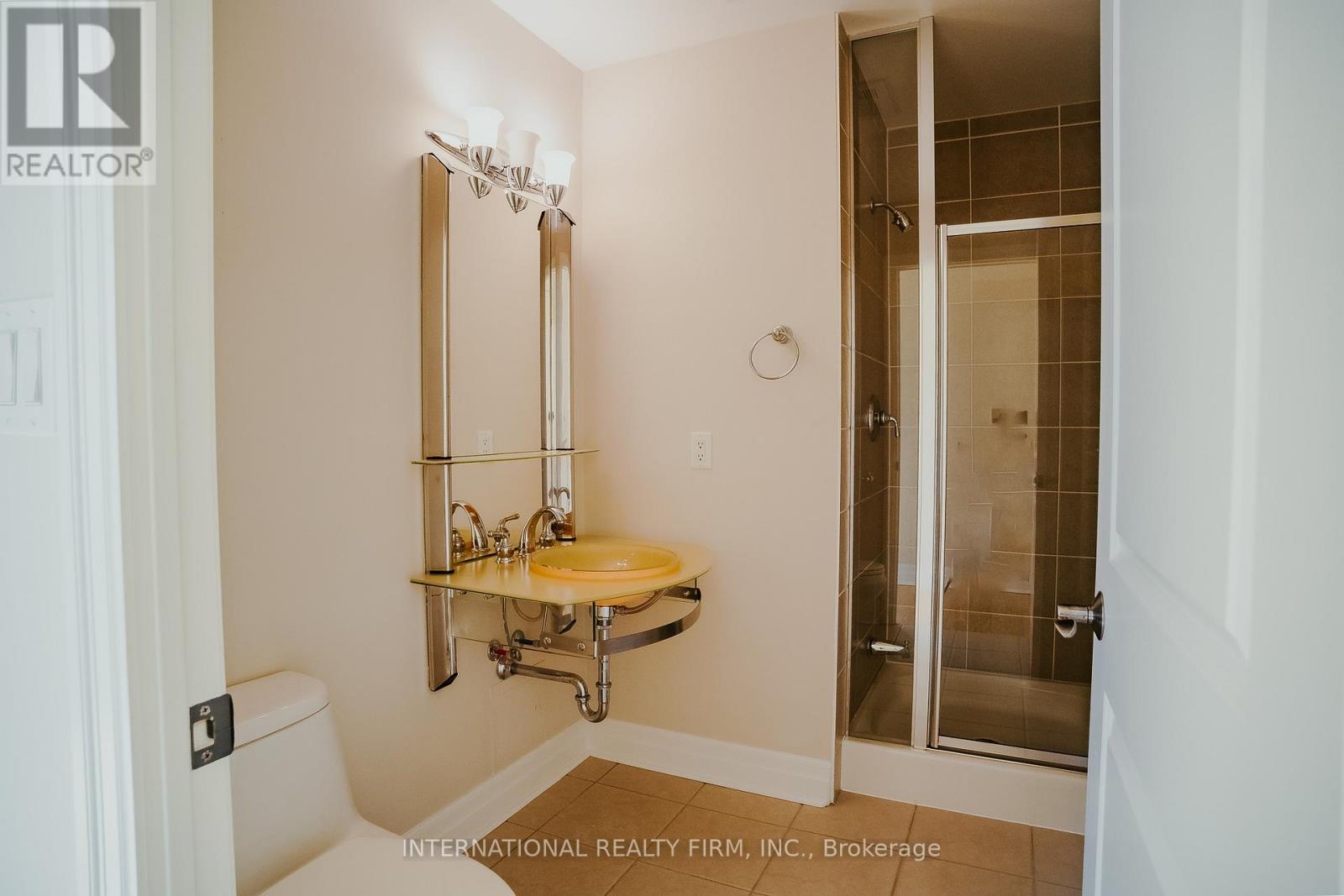 Ph502 - 80 Palace Pier Court, Toronto, Ontario  M8V 4C1 - Photo 12 - W12916802