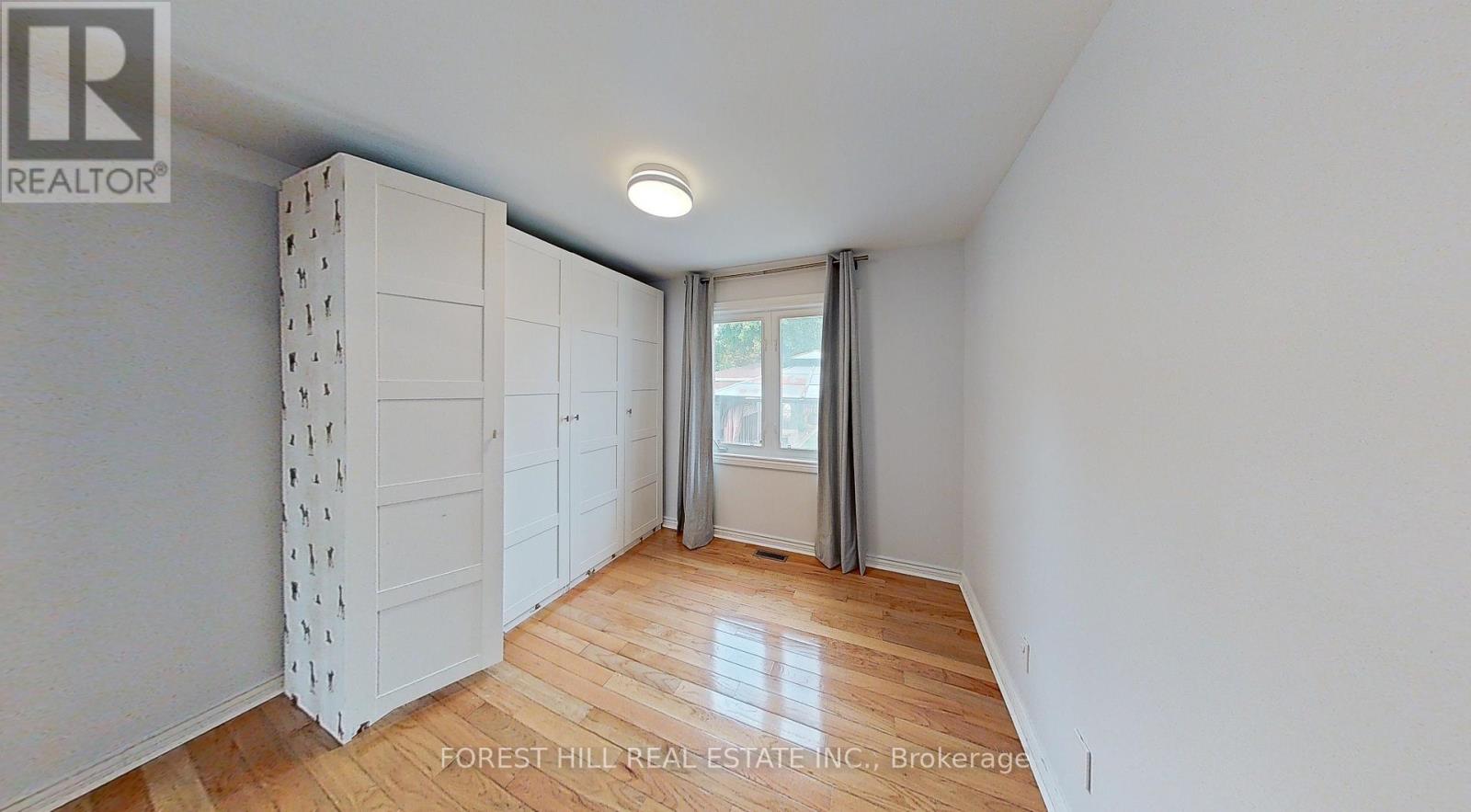 Main - 32 Rotherham Avenue, Toronto, Ontario  M6M 1M2 - Photo 12 - W12916808