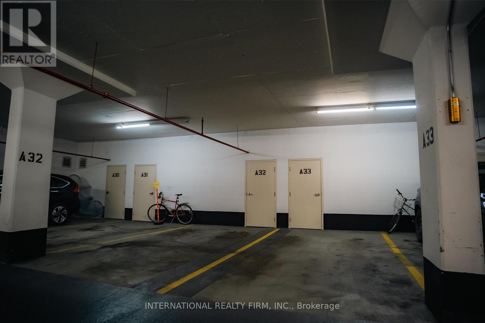 Ph502 - 80 Palace Pier Court, Toronto, Ontario  M8V 4C1 - Photo 13 - W12916810