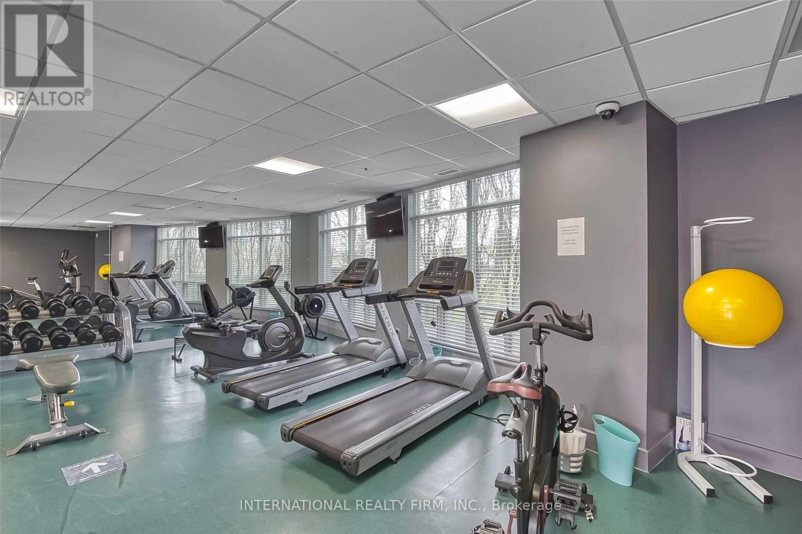 Ph502 - 80 Palace Pier Court, Toronto, Ontario  M8V 4C1 - Photo 17 - W12916810