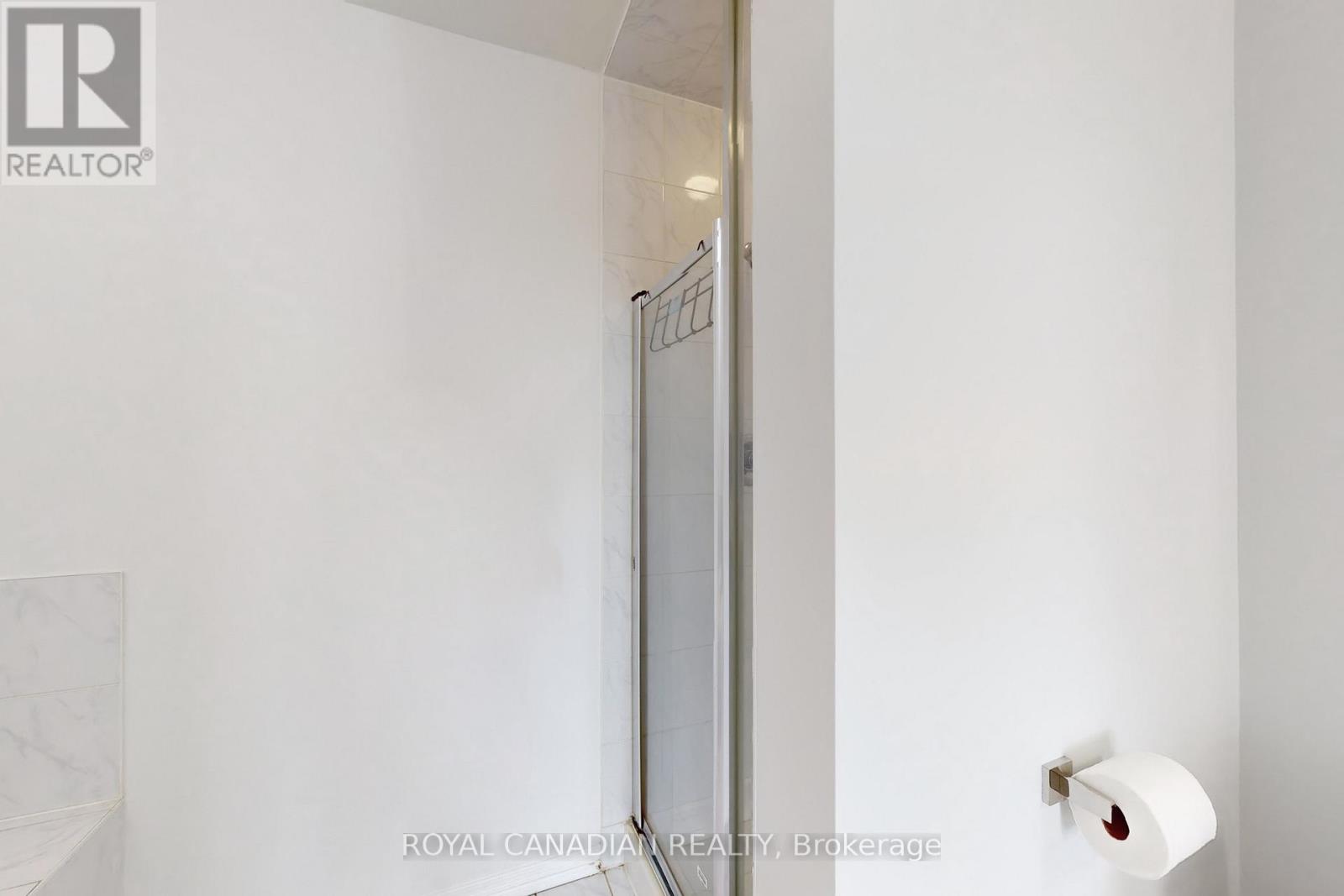 54 Chesterwood Crescent, Brampton, Ontario  L6Y 0Z4 - Photo 19 - W12916814