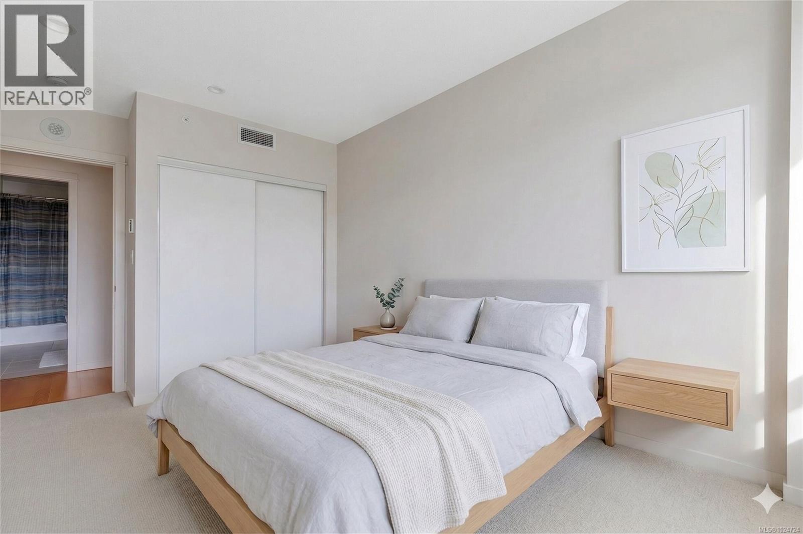 1004 38 Front St, Nanaimo, British Columbia  V9R 0B8 - Photo 2 - 1024724