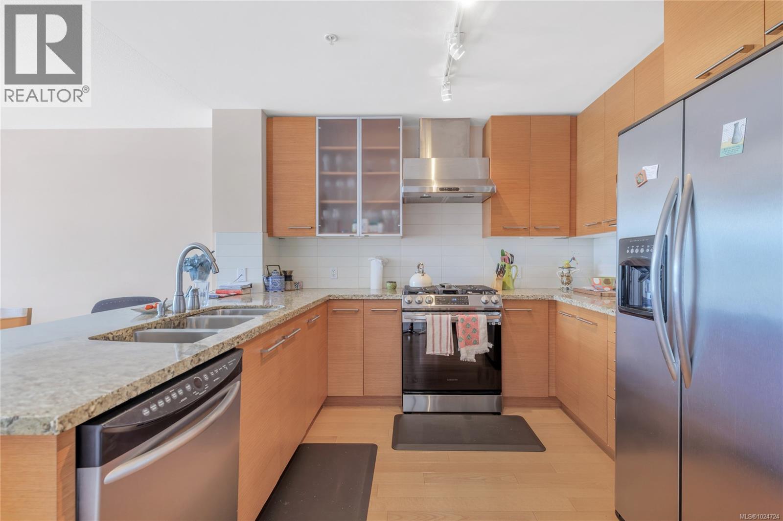 1004 38 Front St, Nanaimo, British Columbia  V9R 0B8 - Photo 11 - 1024724