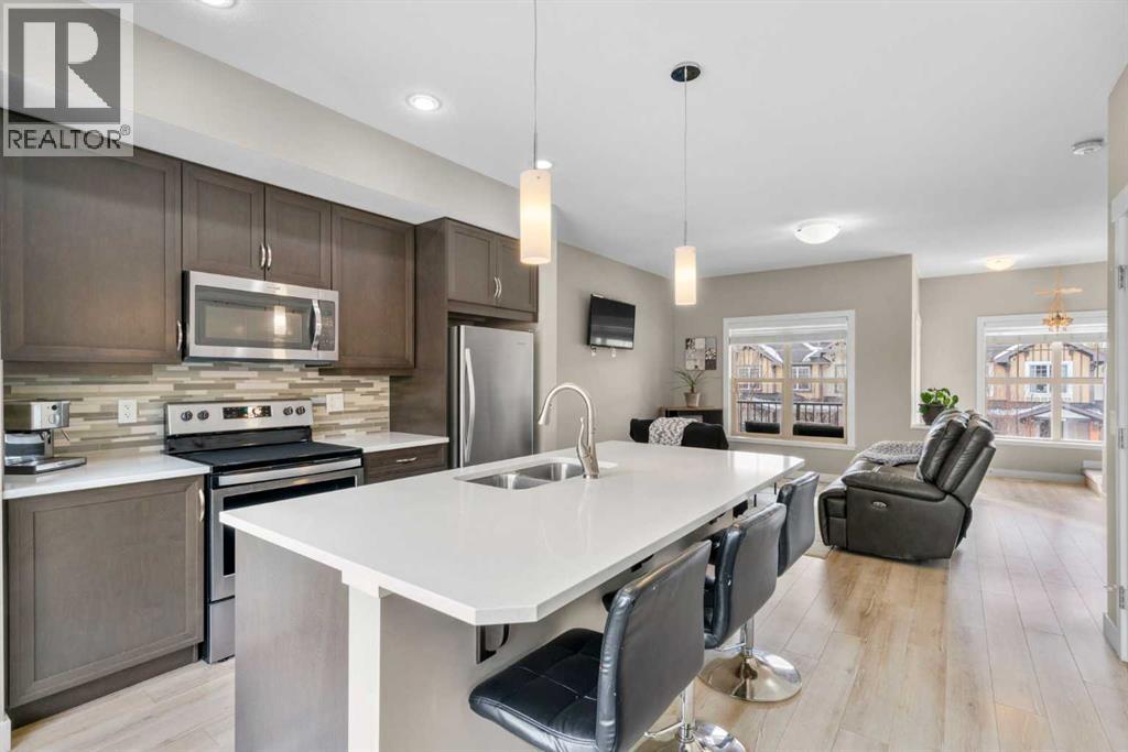 603, 32 Horseshoe Crescent, Cochrane, Alberta  T4C 2P4 - Photo 17 - A2287191