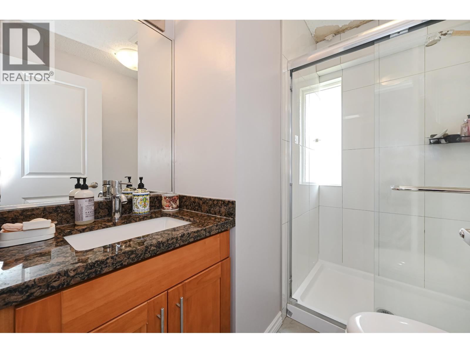 1818 Fraser Avenue, Port Coquitlam, British Columbia  V3B 1N1 - Photo 12 - R3101815