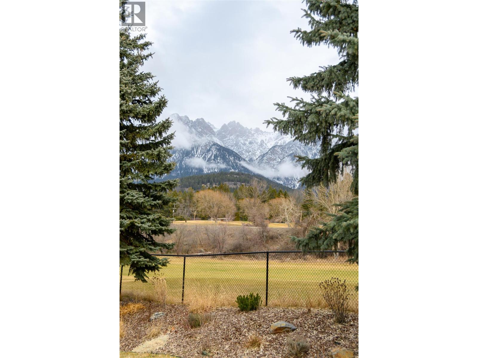 5112 Riverview Close, Fairmont Hot Springs, British Columbia  V0B 1L1 - Photo 13 - 10375533