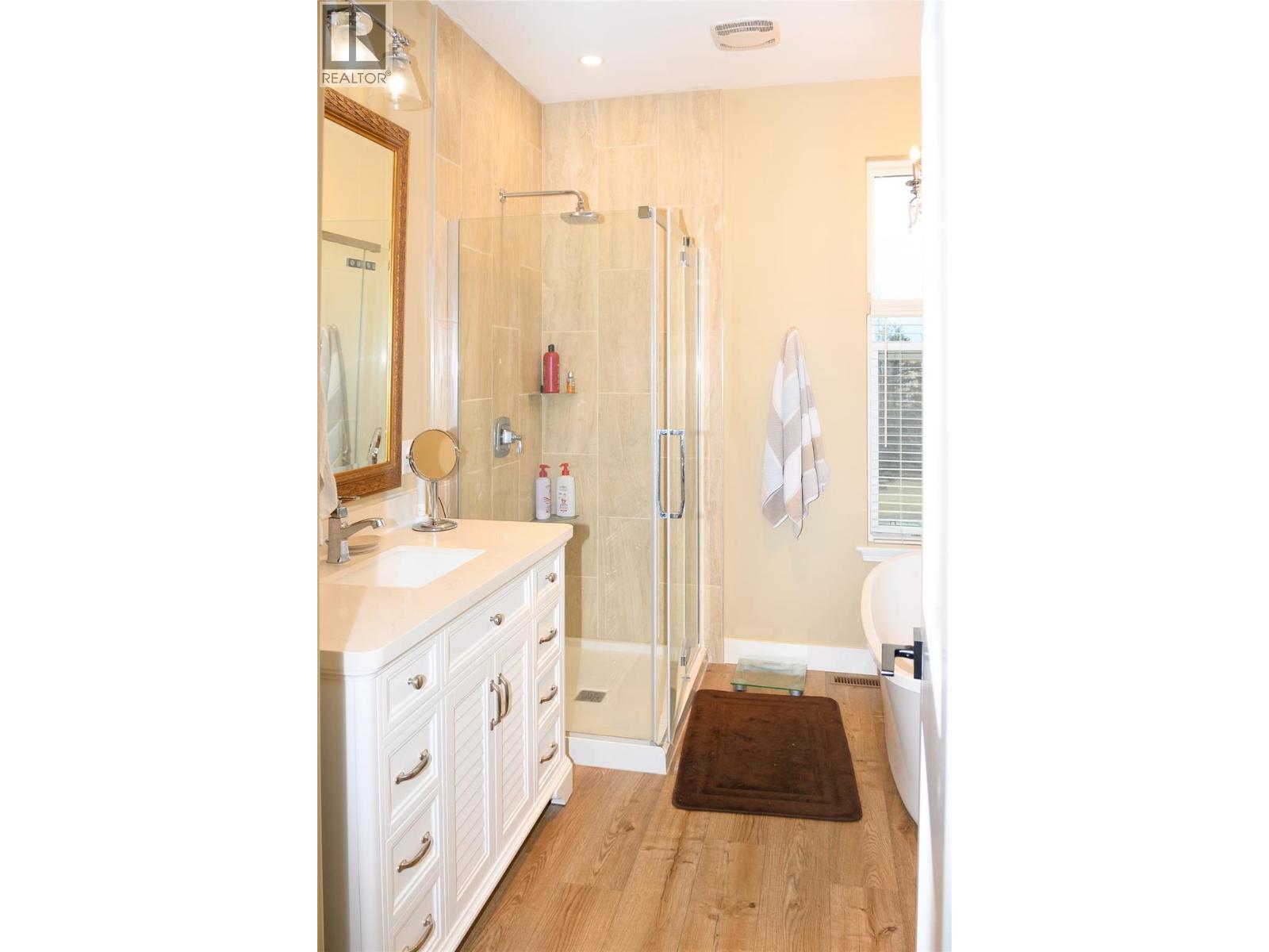 5112 Riverview Close, Fairmont Hot Springs, British Columbia  V0B 1L1 - Photo 17 - 10375533