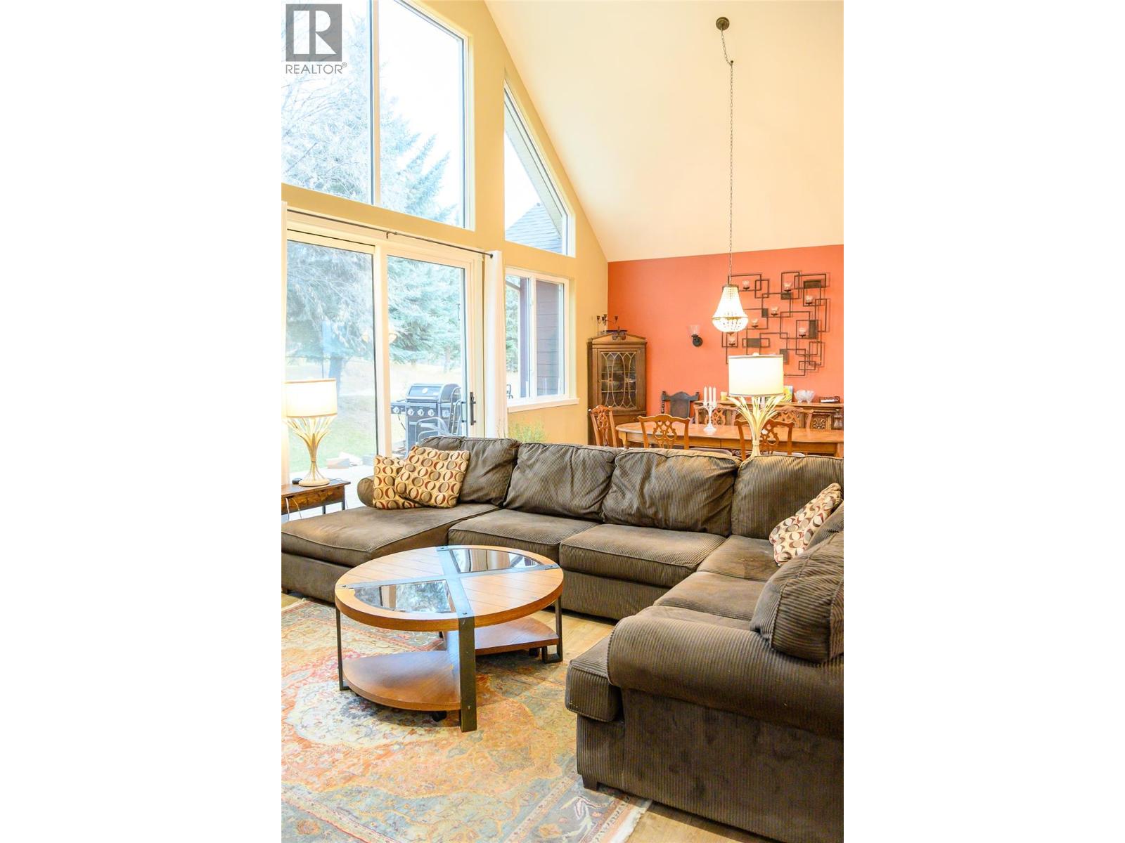 5112 Riverview Close, Fairmont Hot Springs, British Columbia  V0B 1L1 - Photo 12 - 10375533