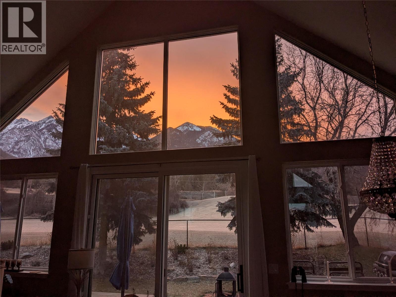 5112 Riverview Close, Fairmont Hot Springs, British Columbia  V0B 1L1 - Photo 45 - 10375533