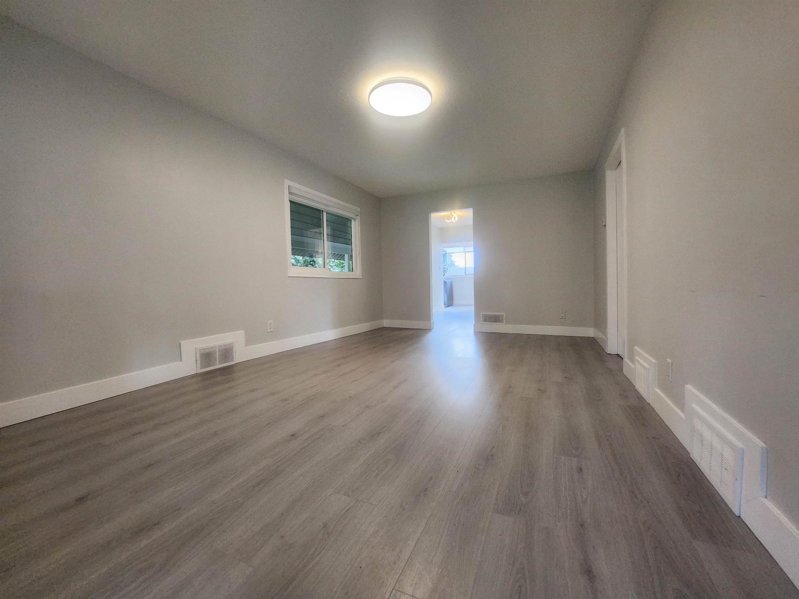 33186 3rd Avenue, Mission, British Columbia V2V 1N9 - Photo 5 - R3100267