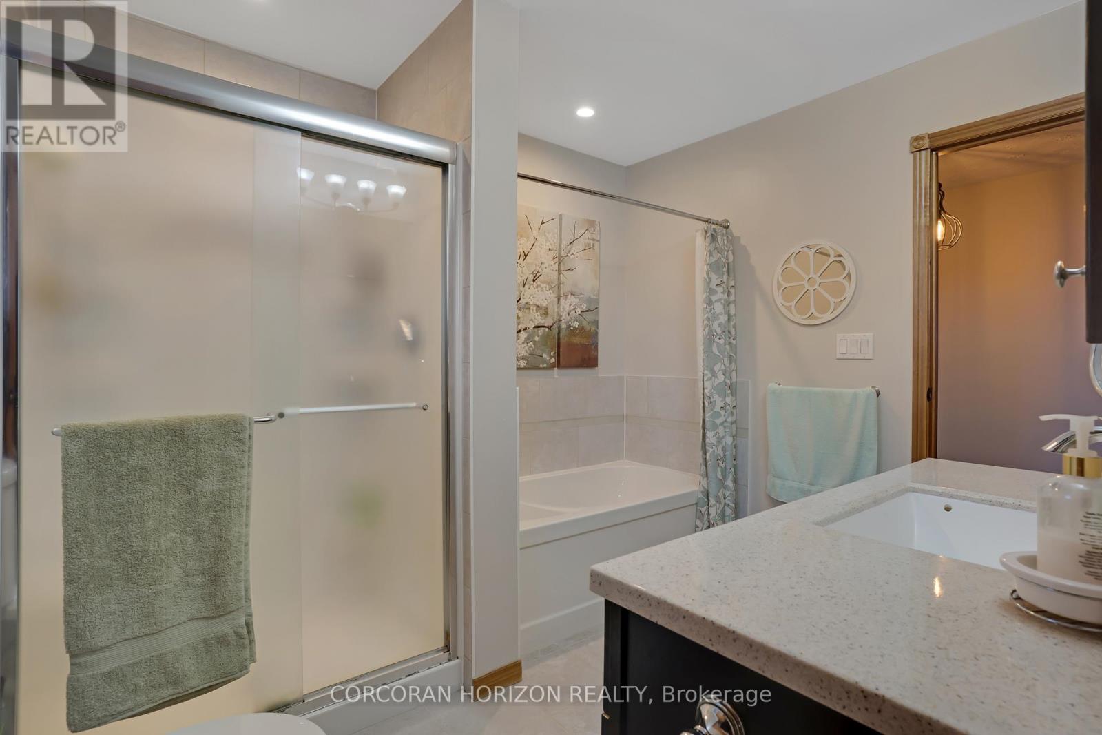 35 Southview Crescent, Cambridge, Ontario  N1P 1A3 - Photo 30 - X12916780