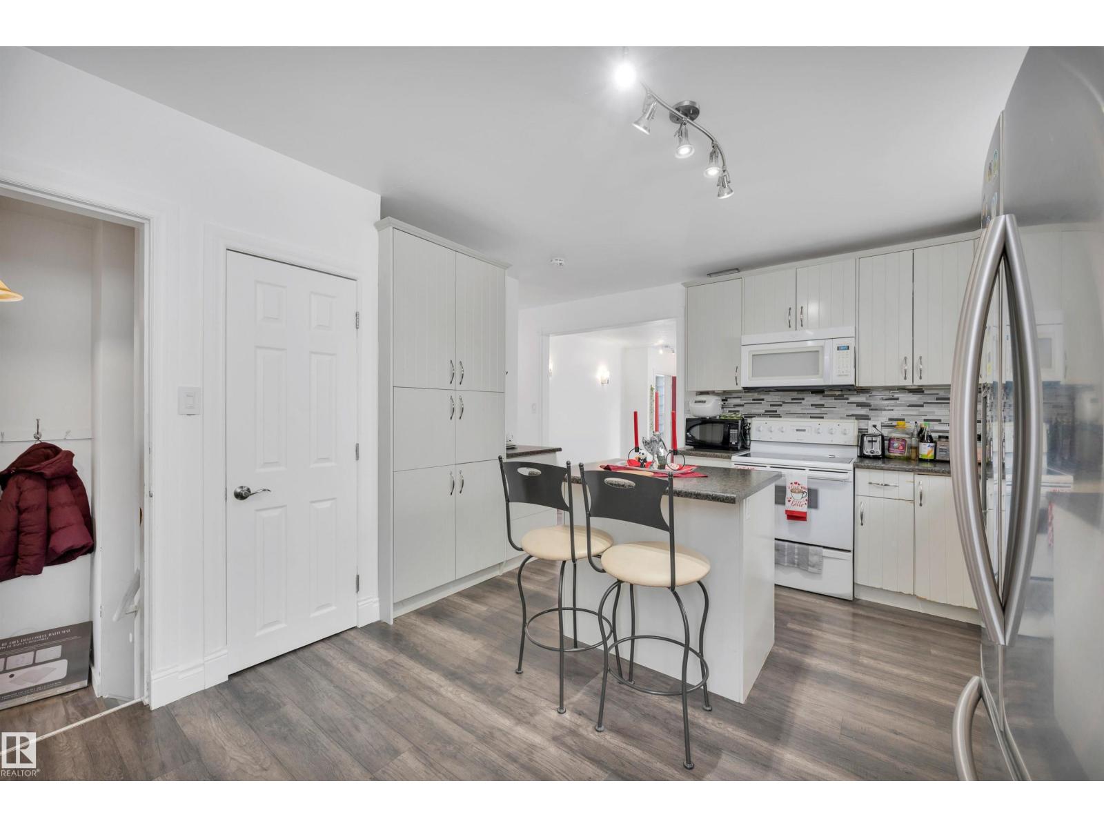 12436 75 St Nw, Edmonton, Alberta  T5B 2C2 - Photo 11 - E4478860