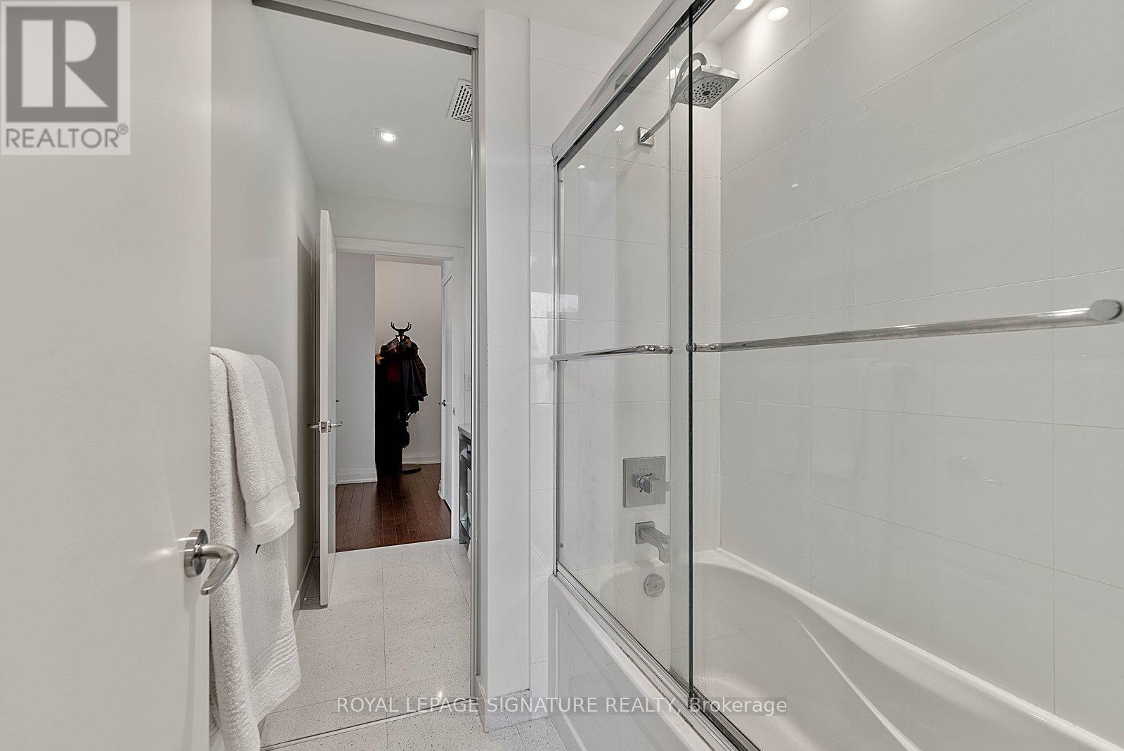 3008 - 80 John Street, Toronto, Ontario M5V 3X4 - Photo 23 - C12913562